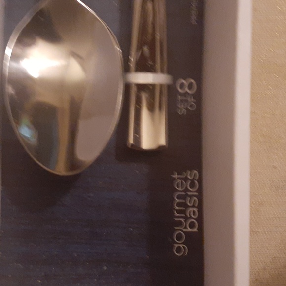NWT GOURMET BASICS PREMIUM STAINLESS STEEL DINNER SPOONS - Picture 2 of 3